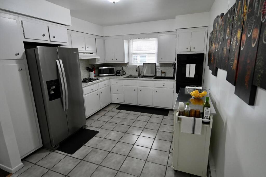 Bright & Cozy 2Nd Floor Apartment Close To Nyc Bloomfield المظهر الخارجي الصورة