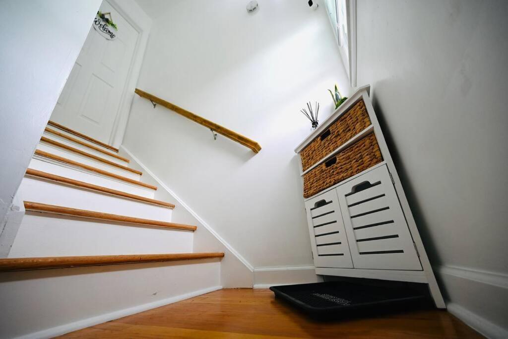 Bright & Cozy 2Nd Floor Apartment Close To Nyc Bloomfield المظهر الخارجي الصورة